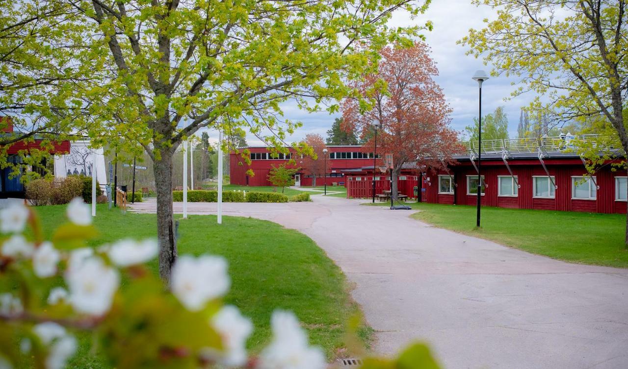 Karlskoga Folkhogskola Vandrarhem Udden ภายนอก รูปภาพ